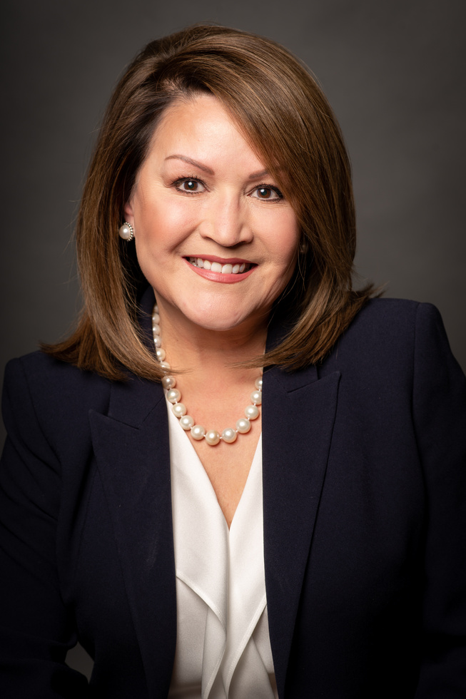 Liv Berger Superior CO Headshot And Portrait Photographer