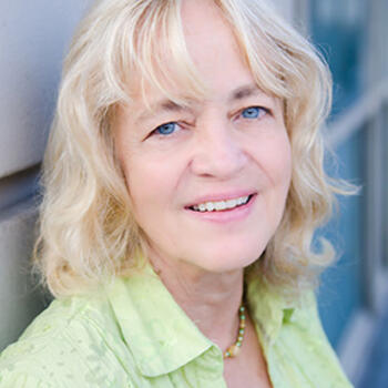 Westford based Headshot photographer Julie LHeureux