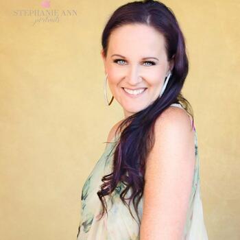 Victoria based Headshot photographer Chelsea Smith