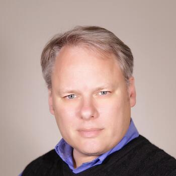 Metairie based Headshot photographer Chris Johnston