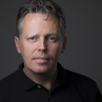 Leiden based Headshot photographer Reinoud van Leeuwen