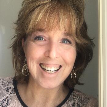 Patchogue based Headshot photographer dawn tesoro