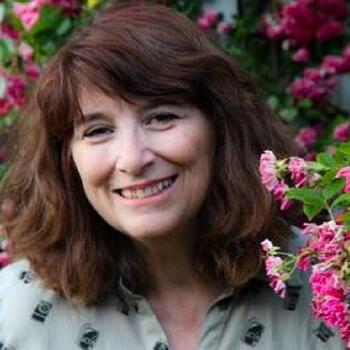 Rotterdam based Headshot photographer STEPHANIE J BARTIK