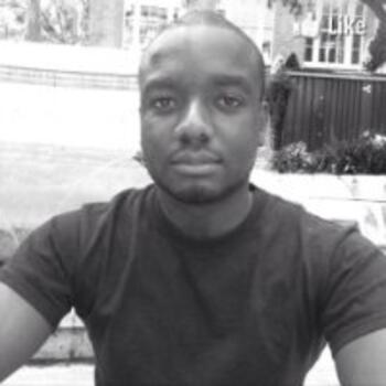 London based Headshot photographer David Olanipekun