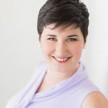Medford based Headshot photographer Angelica Owens