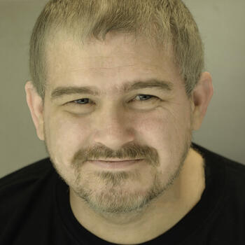 Natchitoches based Headshot photographer Billy Ogle