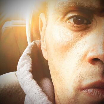 Springfield based Headshot photographer Josue Vazquez