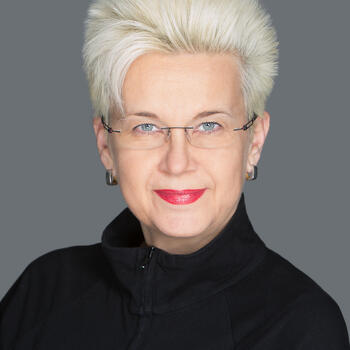 Vienna based Headshot photographer Renate Medwed