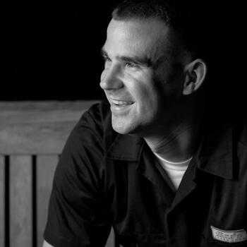 Winchester based Headshot photographer Trey Amick