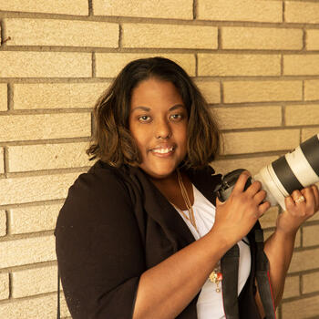 St Paul based Headshot photographer Jolanta Young