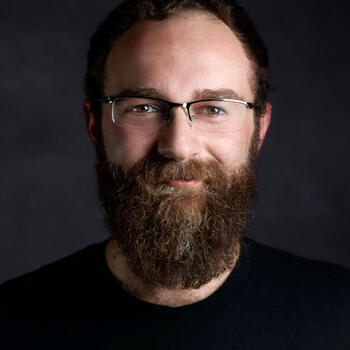 New York City based Headshot photographer Roman Meisenberg