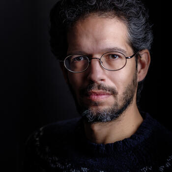 Paris based Headshot photographer Pablo Leme