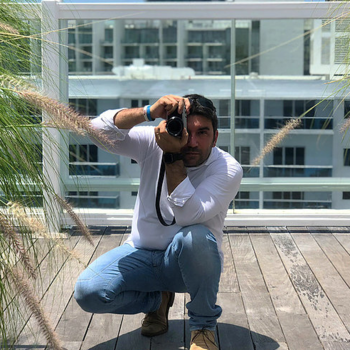 Miami based Headshot photographer Cloud Colte