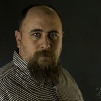 Auburn based Headshot photographer luke Gaffney