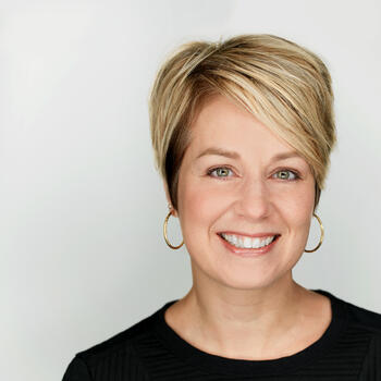 Princeton based Headshot photographer Jen Davis