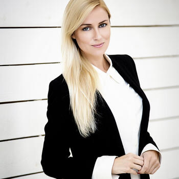 Boston based Headshot photographer Natascha Gaev