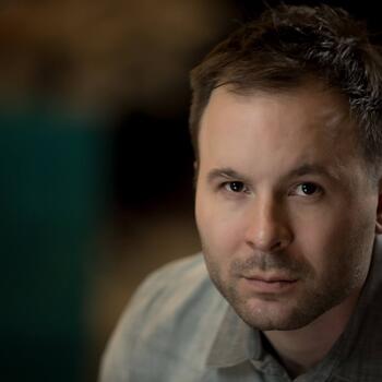 Rogers based Headshot photographer Matt Garnett