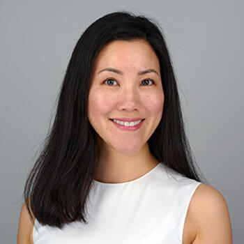 Irvine based Headshot photographer Azusa Tarn