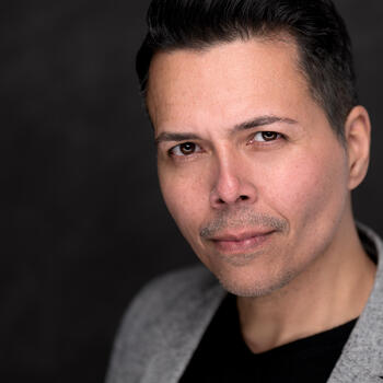 Lehi based Headshot photographer Luis Gerena