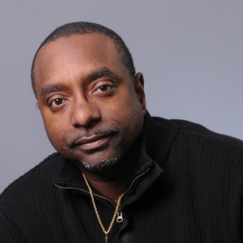 Indianapolis based Headshot photographer MARK EDWARDS