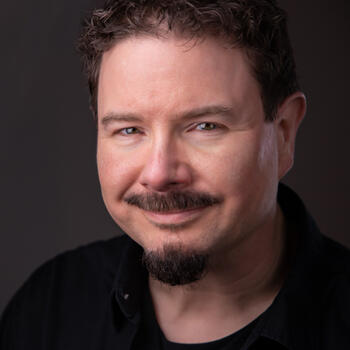 Grayslake based Headshot photographer Jonny Volk