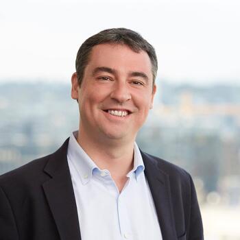 Paris based Headshot photographer Emmanuel Fradin