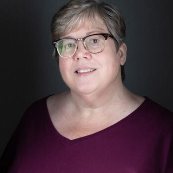 Ormond Beach based Headshot photographer Patricia Davy