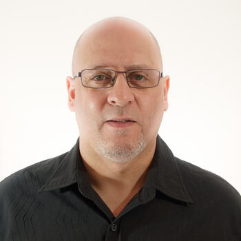 Brisbane based Headshot photographer Pablo Lanata