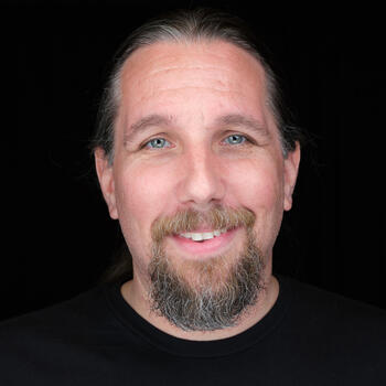 Mesa based Headshot photographer Raymond Vestal III