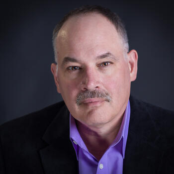 Wheeling based Headshot photographer Ted Mercede