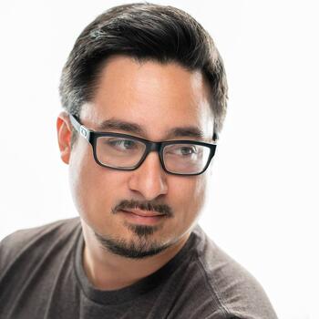 Belmont based Headshot photographer Allen Ortiz