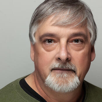 Harleysville based Headshot photographer Daniel Acker