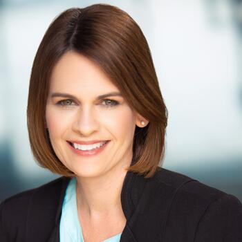 Milwaukee based Headshot photographer Shannon Brimmer