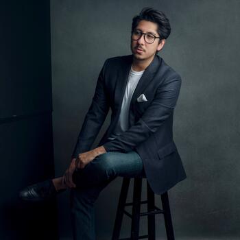 Monterey Park based Headshot photographer Ryan Castaneda