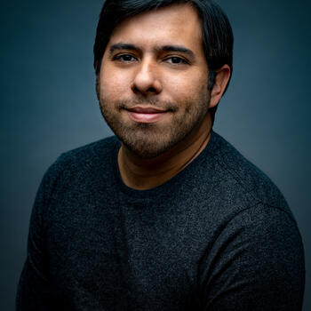 Acworth based Headshot photographer Carlos Salazar