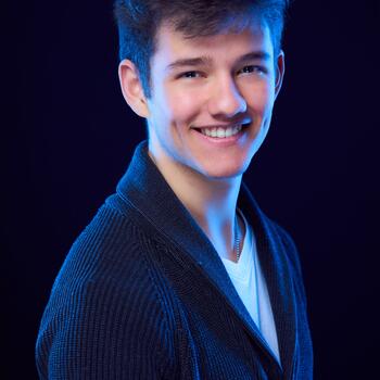 Headshot photographer Emanuel Schimpfoessl