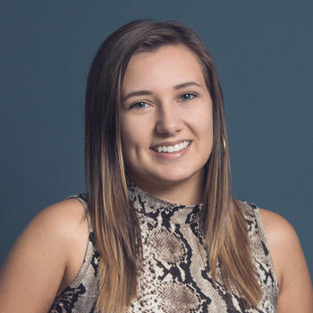 Mankato based Headshot photographer Abby Cherney