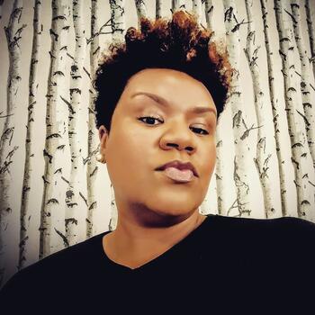 Houston based Headshot photographer Sophia Hinga