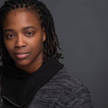 Fredericksburg based Headshot photographer Nikki Lovett