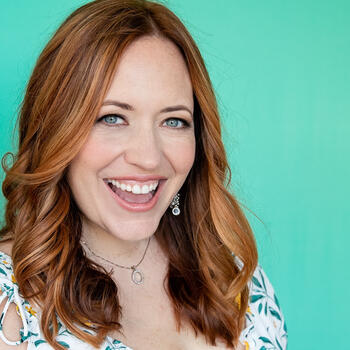 Lemont based Headshot photographer Molly Hebda