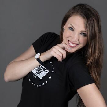 Sherman Oaks based Headshot photographer Rachael Buechler