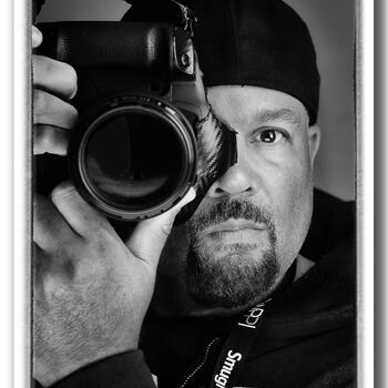 Playa Vista based Headshot photographer Jerry Singleton