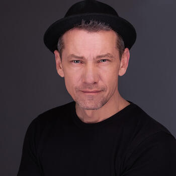  Headshot photographer Ricky Sam