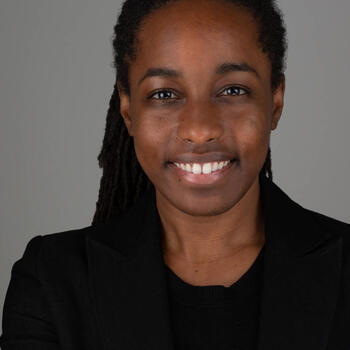 Tokyo based Headshot photographer Tia Haygood