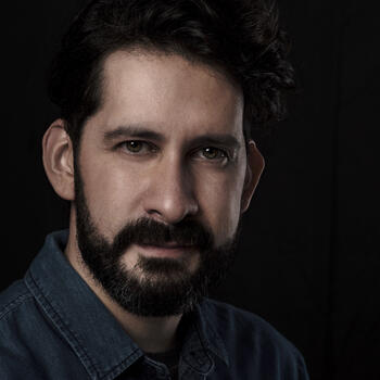 S&atilde;o Paulo based Headshot photographer Bruno Torres Avila