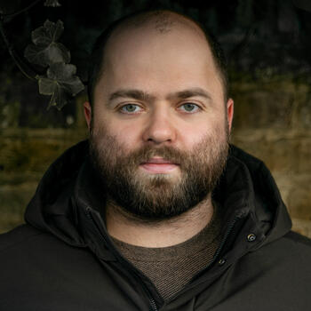 London based Headshot photographer Max Kumskoy