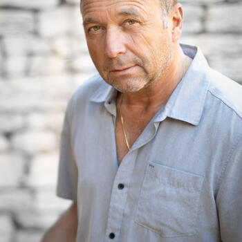 Noosa Heads based Headshot photographer Kurt Nigg