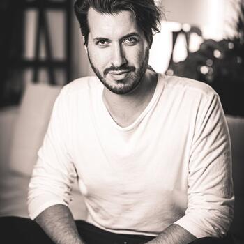 Walnut Creek based Headshot photographer David Sachs