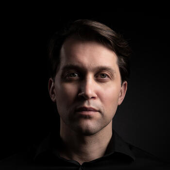 Stockholm based Headshot photographer Peter Ingal