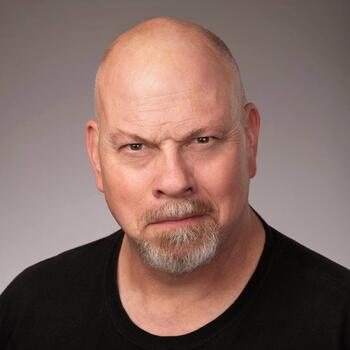 Burien based Headshot photographer Andrew Crain